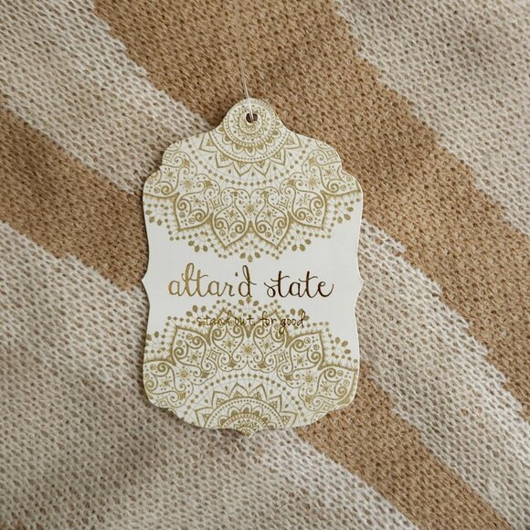 Altar'd State Women's L/S Knitted Bella Sweaters in Tonal Swirls $69.50 tag NWT - Picture 4 of 5